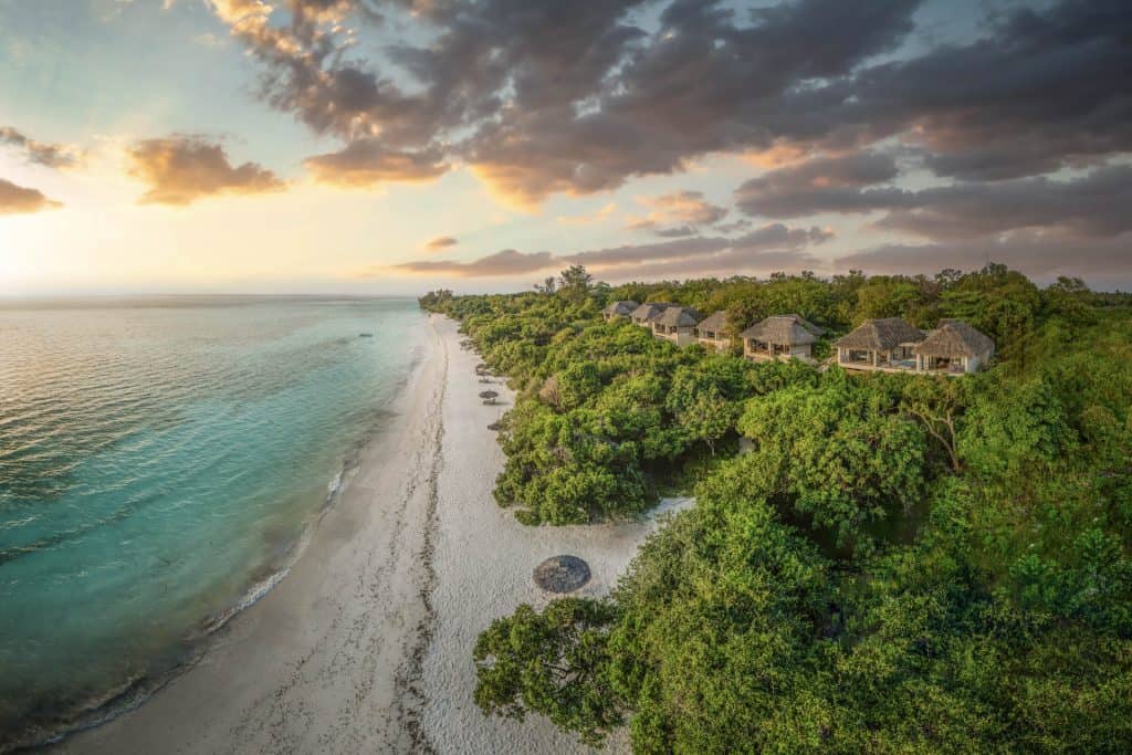 Manta-Resort-Seafront-Villas-19