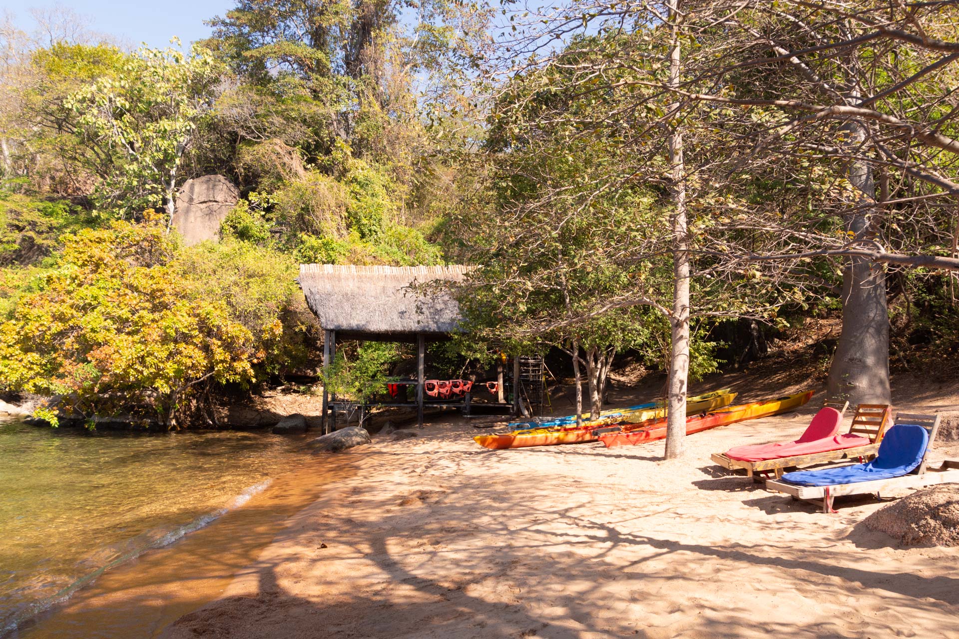 Mumbo-Island-Malawisee-Globetrotter-Select-13