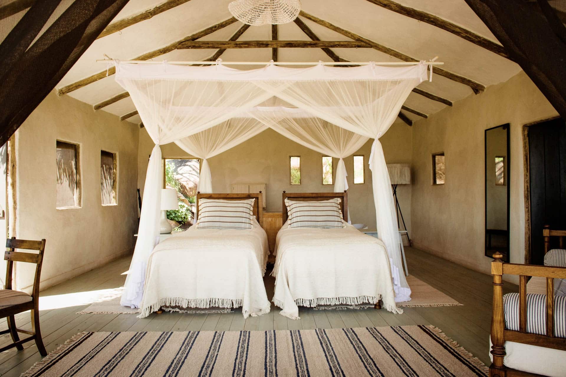 Nomad-Lamai-Serengeti-Camp-11