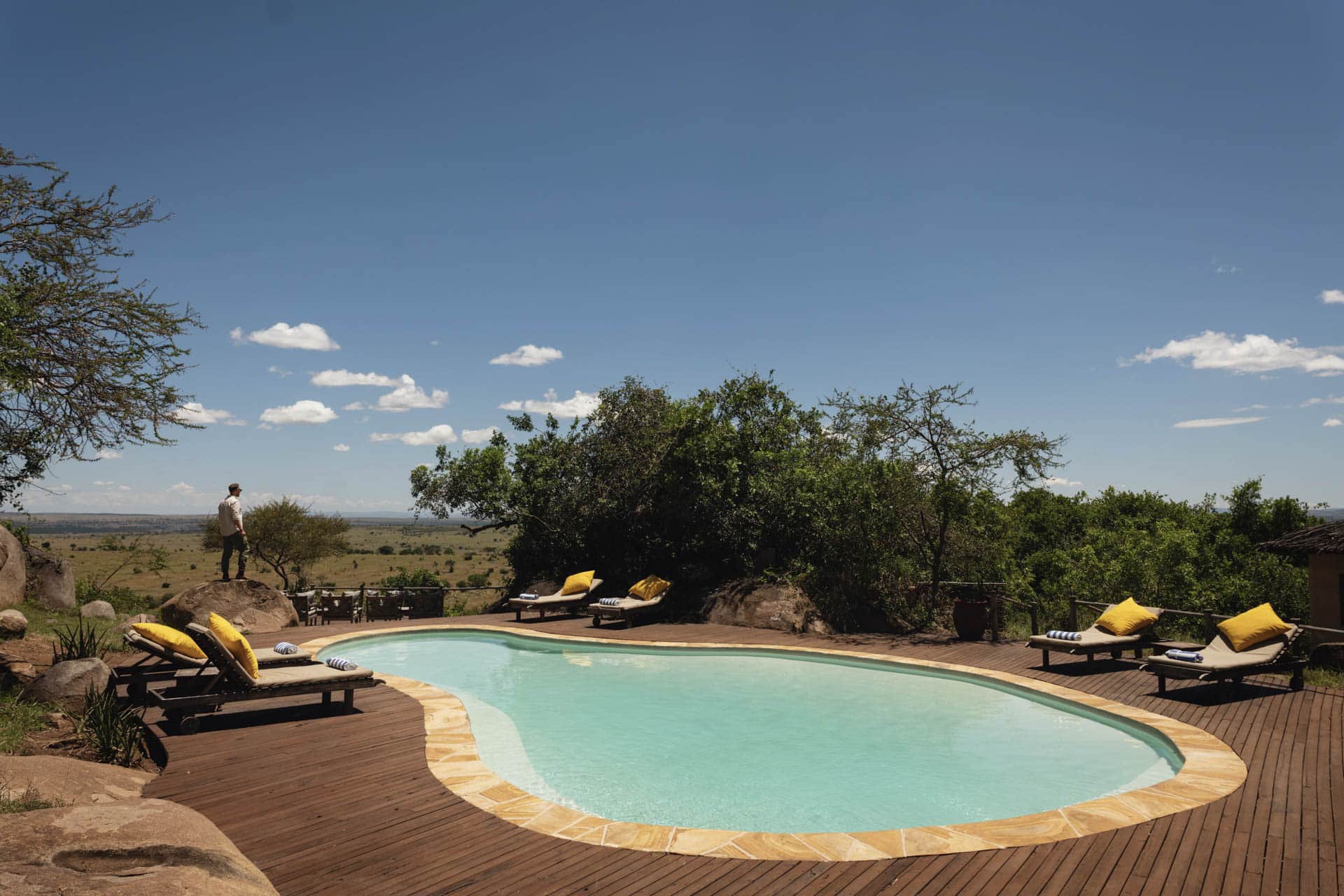 Nomad-Lamai-Serengeti-Camp-40