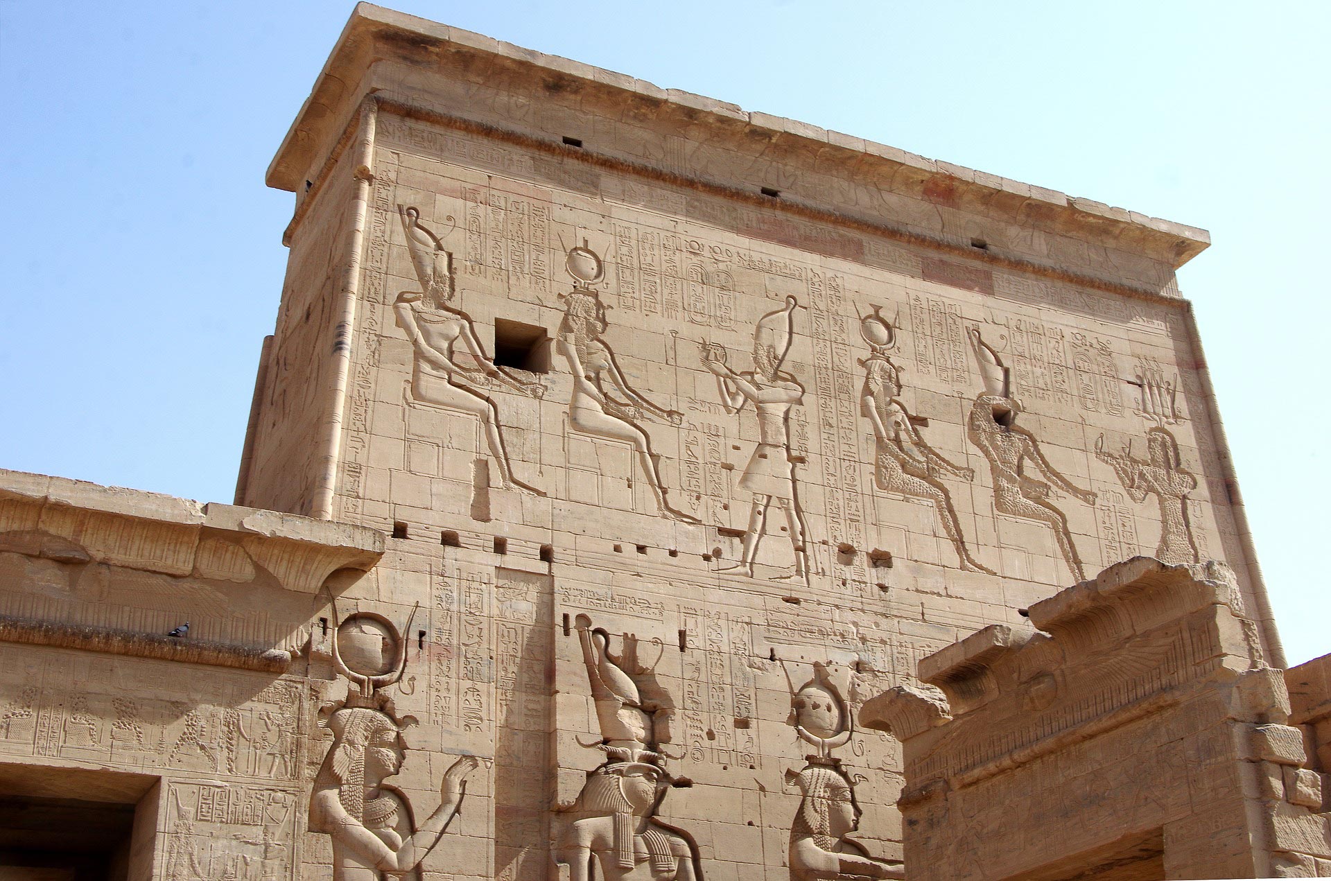 Philae-Tempel-Assuan-Aegypten-Pixabay-philae assuanegypt-3316778_1920