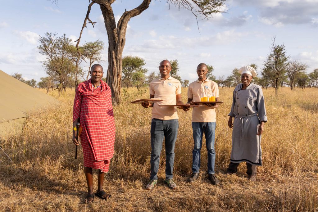 Select-Zelt-Safari Camp-Team in der Serengeti, Select-Zelt-Safari, Tansania, Globetrotter Select