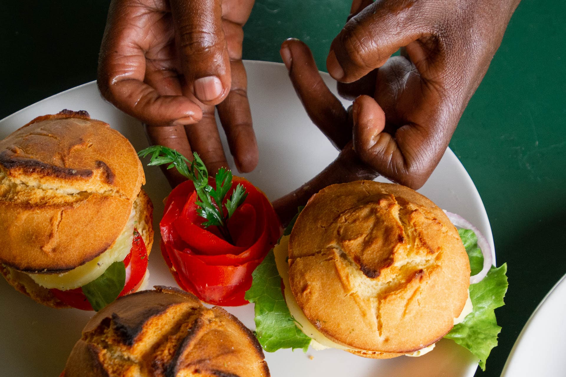 Genussvolles Essen und Trinken bei der Select Zeltsafari in Tansania - Globetrotter Select